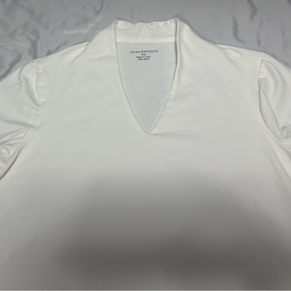 Appleseed's White V-Neck Top - Picture 2 of 5